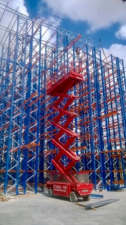 17 Metre Akülü Makaslı Platformlar