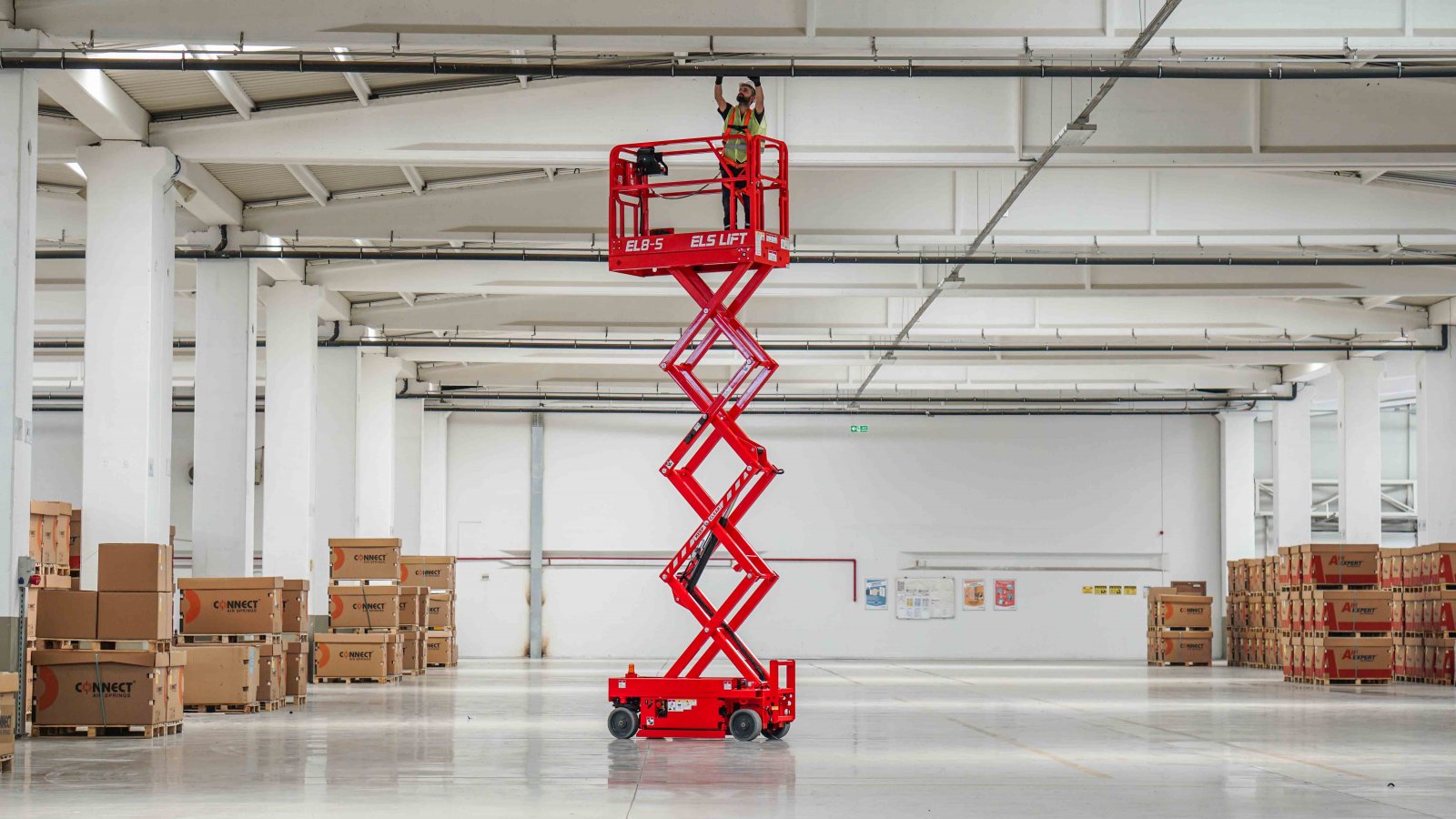 8 Metre Akülü Makaslı Platformlar